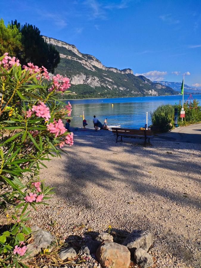 Cusy Entre Lacs Et Montagnes מראה חיצוני תמונה